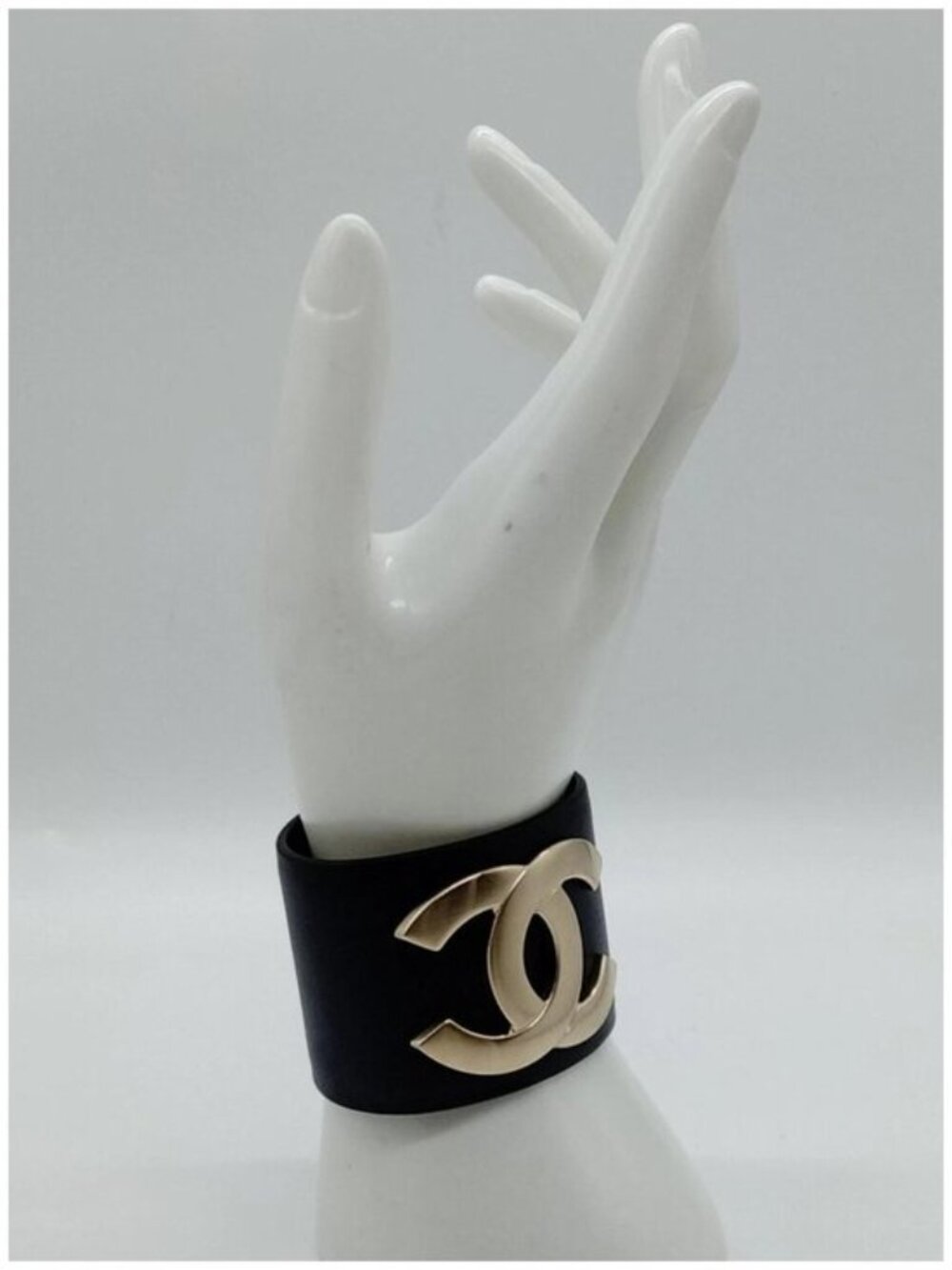 Authentic Chanel Black Leather Gold CC Cuff Bracelet - Picture 8 of 9